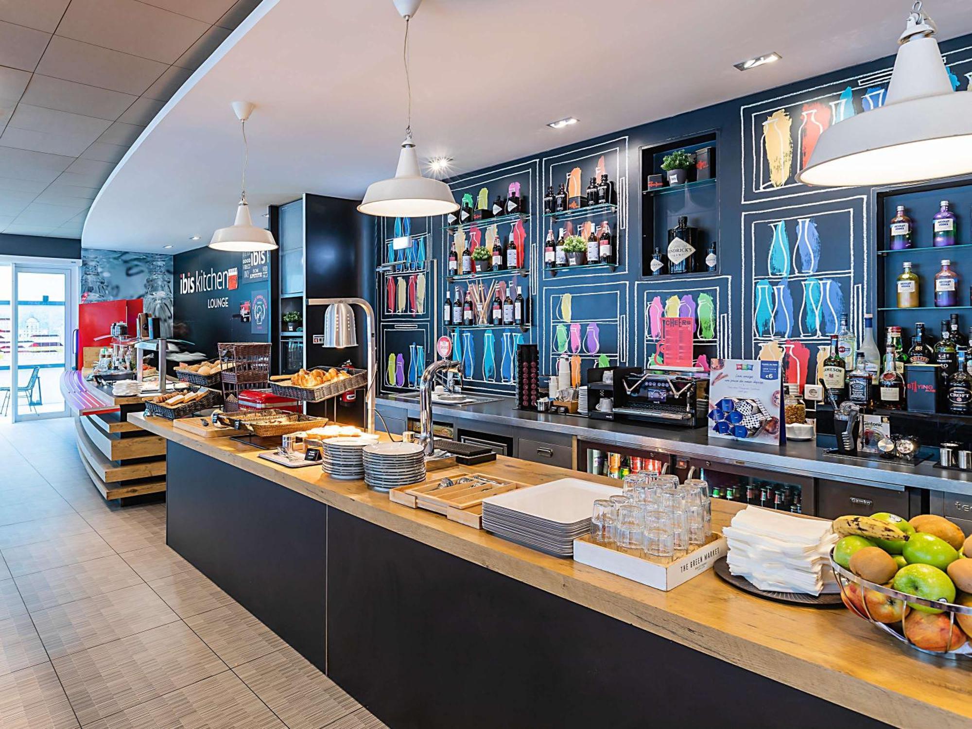 Hotel Ibis Lisboa Parque Das Nacoes Eksteriør billede